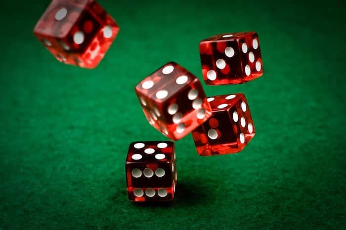 La folle histoire des jeux de dés